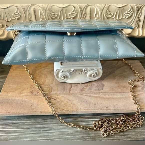 🌸🌷Crossi Blue Envelope Style Patent Puffy Quilted Crossbody Shoulder Bag Clutch - Picture 8 of 16